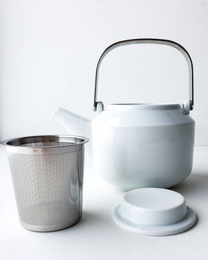 Kinto Cast Tea Pot — White